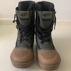 Vans standard MTE snow boot, Men’s 8